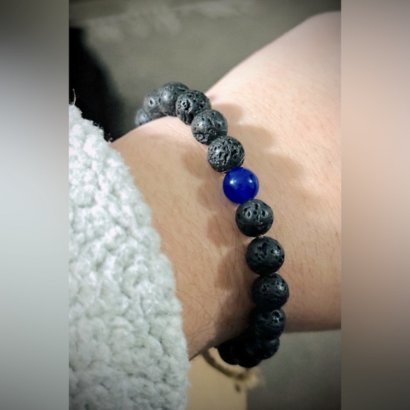 Essential Oil Bracelet - Picture 2 of 2